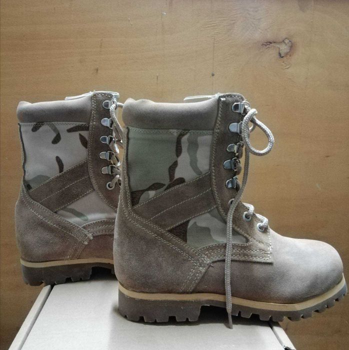 Нови военни кубинки номер 36-камуфлажни  И  черни  топли боти 35 ном
