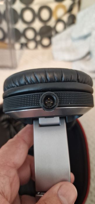 Vând casti Pioneer DJ HDJ-X10 silver