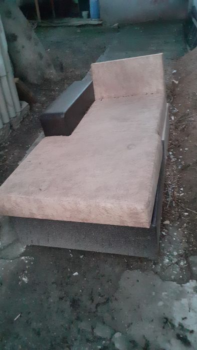 Диван жақсы жақдайы