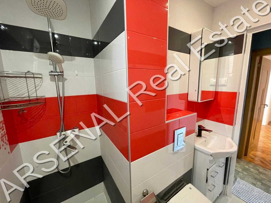 Двустаен апартамент под наем, Център