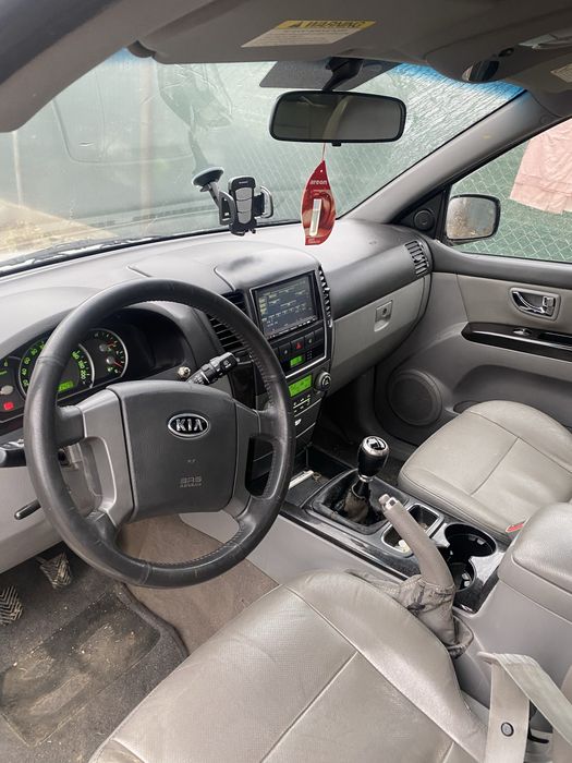 Vand sau schimb  kia sorento 2010