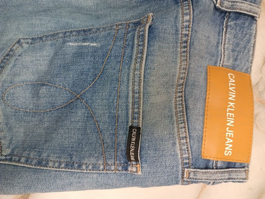 Calvin Klein дънки M - 22 лв