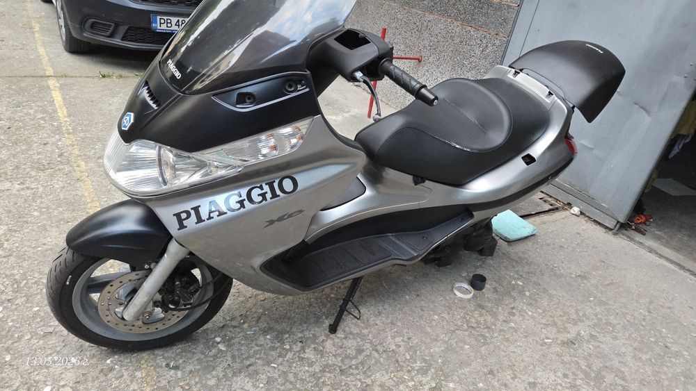 Piaggio x8 125 кубика