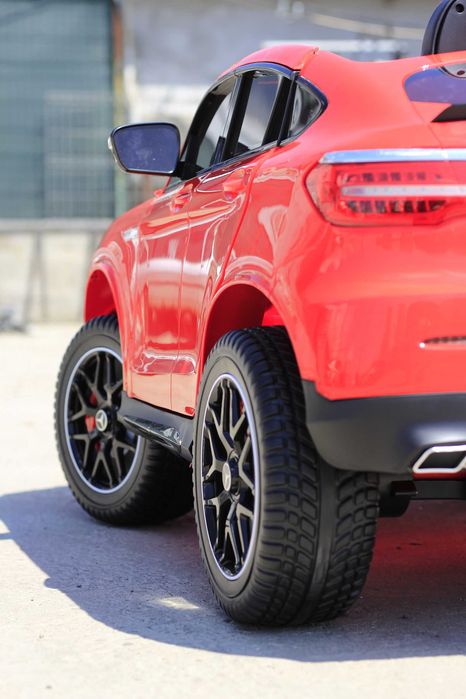 Masinuta electrica pentru 2 copii Mercedes GLC63S 4x 45W 12V #RED