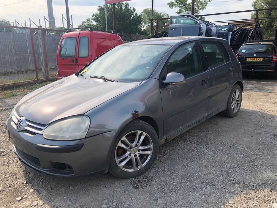 Piese dezmembrari VW Golf 5, motor 1.9 tdi - BRU - cutie GQQ gri LA7T