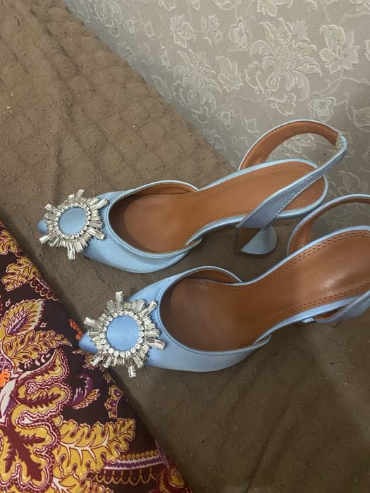 Новый туфли вооьще не одевала размер мне не подошел