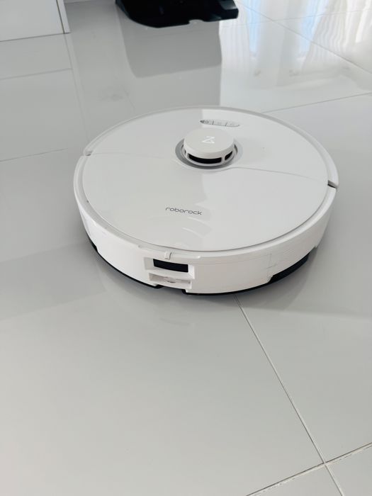 Vând Robot de aspirare Roborock S8 Pro Ultra, S8PU02-00