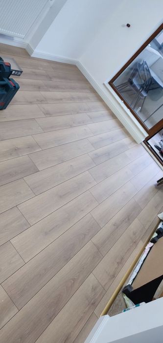 Montez parchet Laminat/ Mobilă