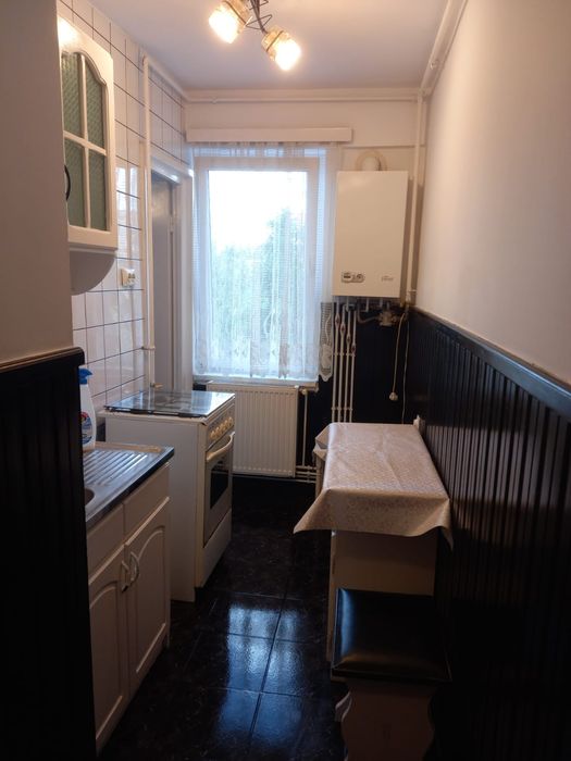 De închiriat apartament cu o camera