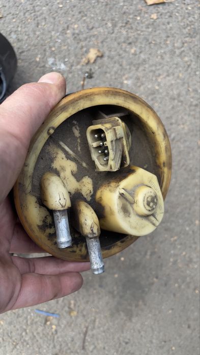 Станция бензонасоса BMW E34