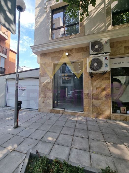 Дава се под наем Магазин в Варна, Център - 27 кв.м за 510 € - Снимка #6