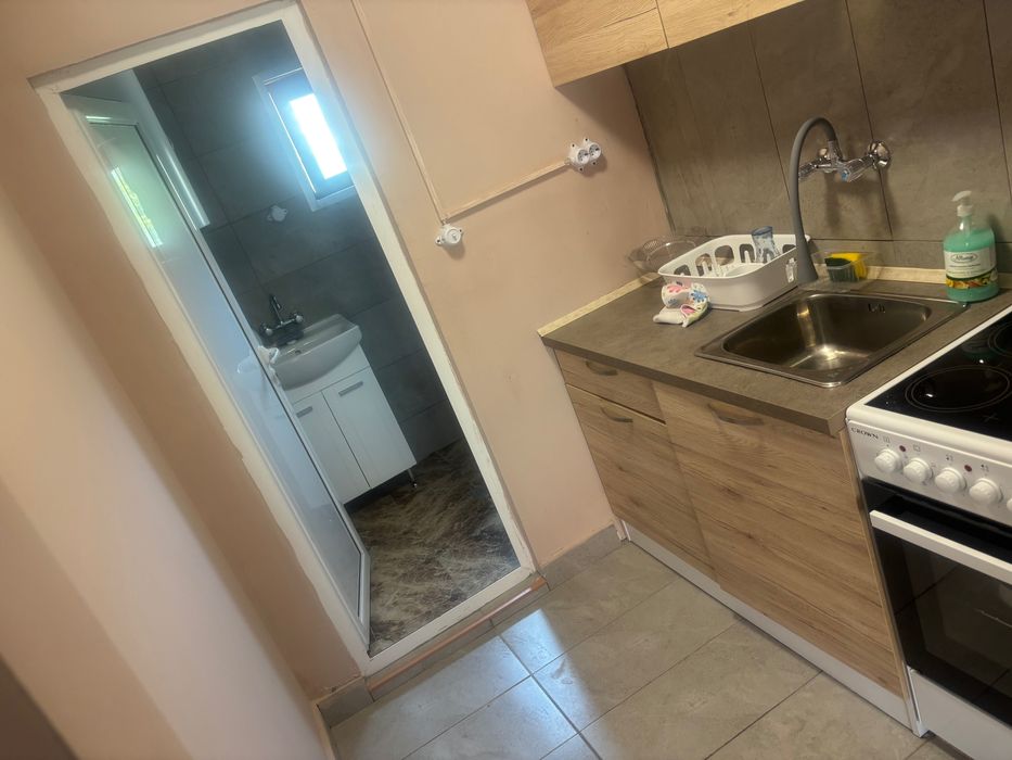 Дава се под наем Къща в Елин Пелин - 45 кв.м за 548.25 € - Снимка #3