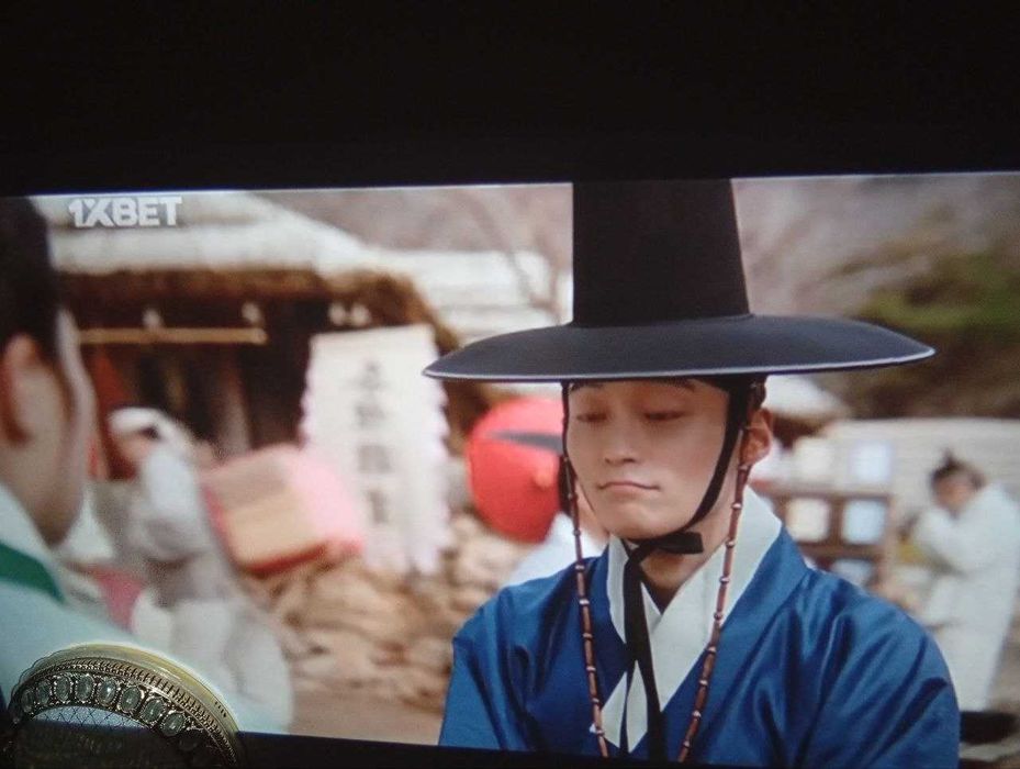 Ищете качественный смарт проектор для всей семьи?