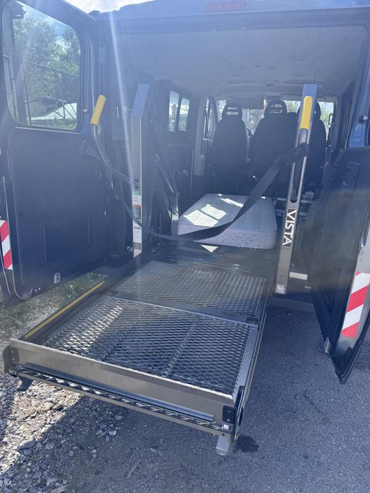 Lift auto electric persoane dizabilitati Braun 363 kg