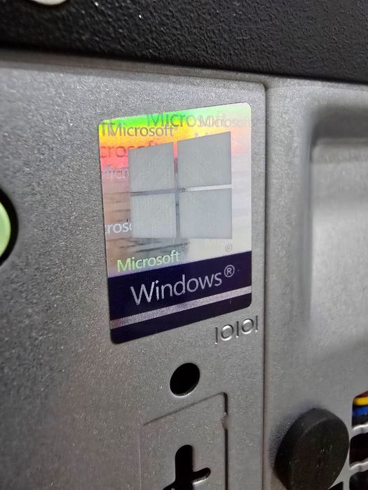 Unitate Dell Optiplex 3060 îmbunătățit