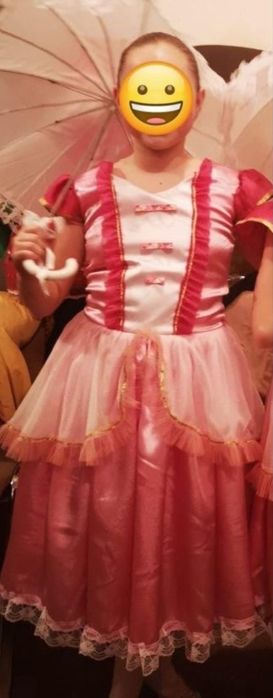 Rochii dansuri, carnaval, bal mascat
Cel roz este ge