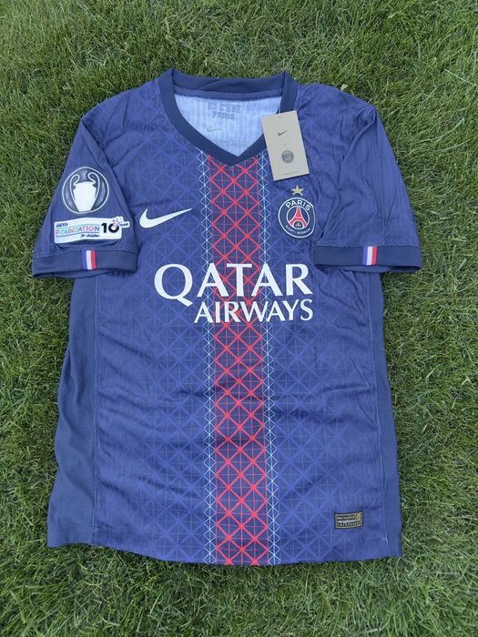 Tricou PSG Home Champions League 25/26 Dembele, Doue (M/L)