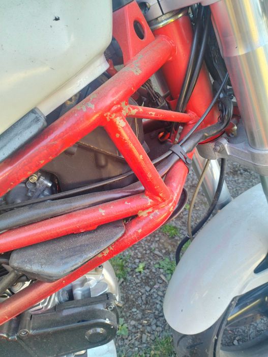 Vând Ducati monster 600 din 2001