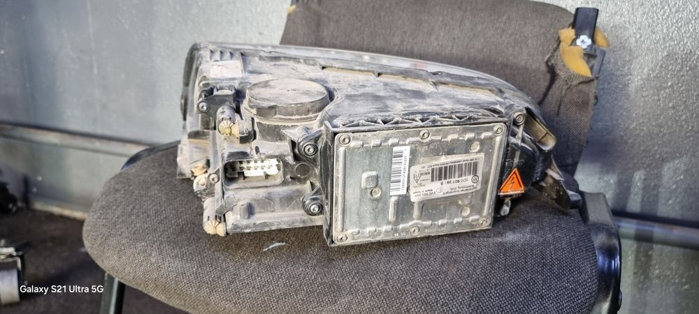 Фары фольксваген  туарег