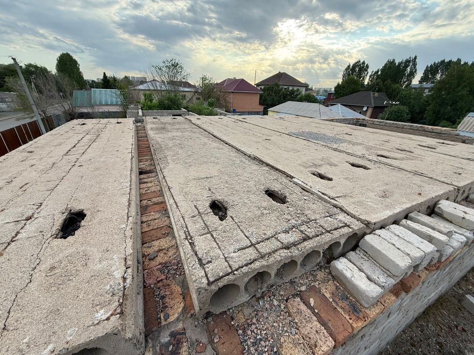 Продам дом на разбор