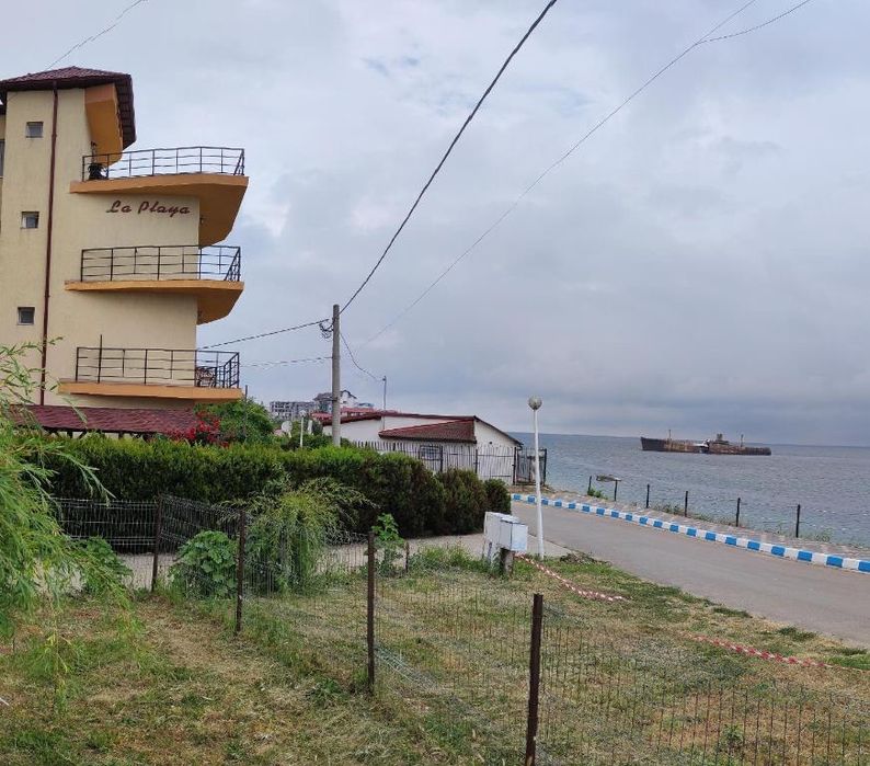 Apartamente in rate,prima linie la mare