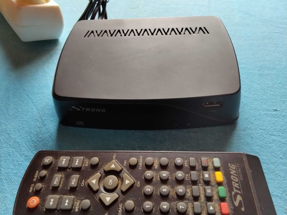 оригинален HD рекордер  Strong за ефирна цифрова телевизия+usb flashka
