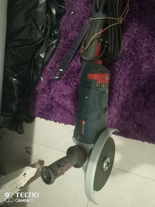 Болгарка Бош 230