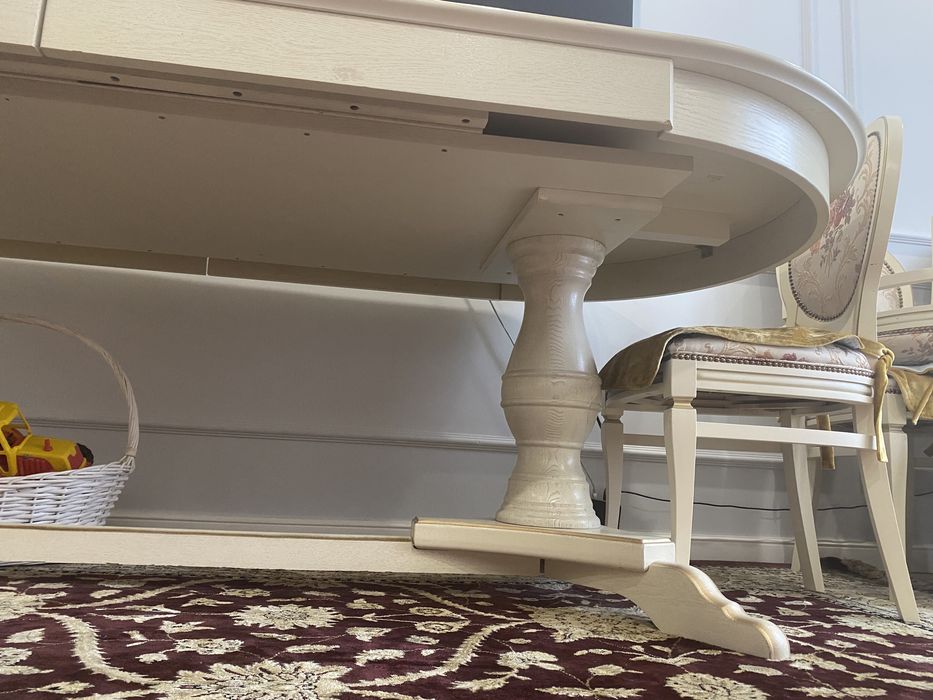 Продам стол раздвижной