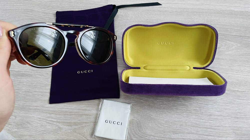 Ochelari de soare Gucci