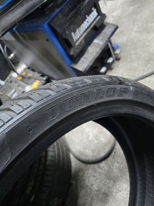 2 Броя 255/35/20 Dunlop 5,2mm