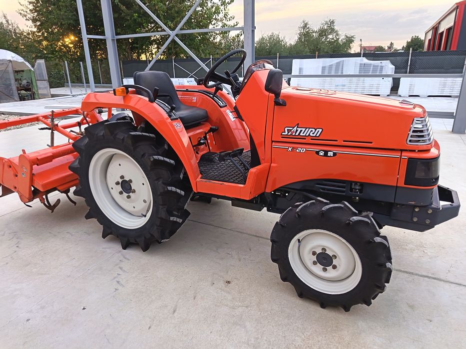 Tractor japonez Kubota