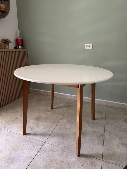 Masa de bucatarie rotunda alba jysk