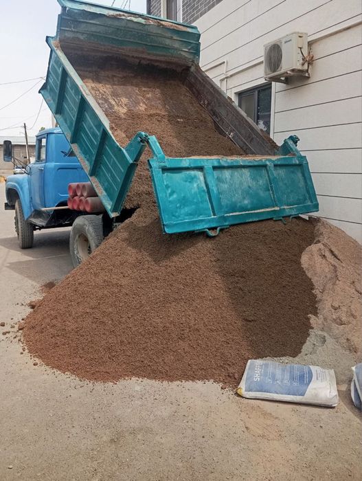 Zil sotiladi srochna 130