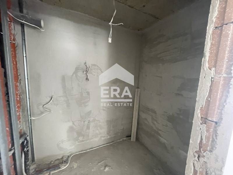 ERA Тера предлага за продажба многостаен мезонет в новостроящ се затво