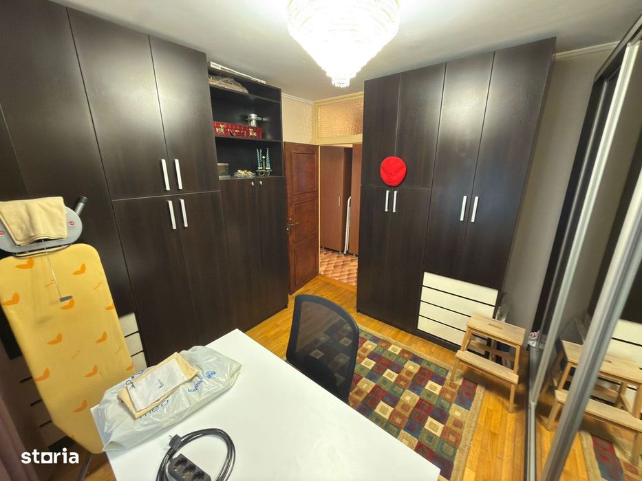 Apartament 3 camere, balcon în Militari