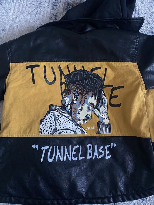 Утепленная куртка-кожанка, подойдет на 5-6 лет