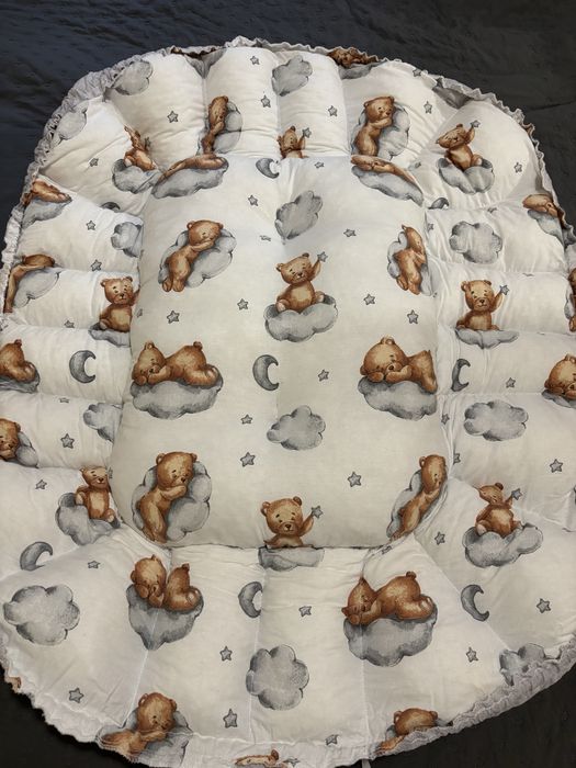 Бебешко гнездо за сън-трансформиращо в килимче за игра