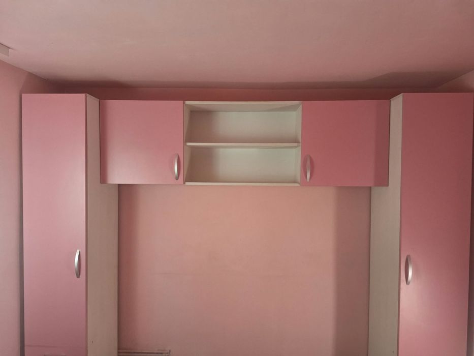 Vand mobilier nou