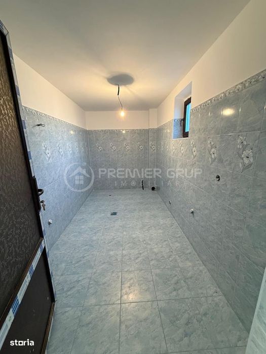 Casă 5 camere, Hadambu, 181mp
