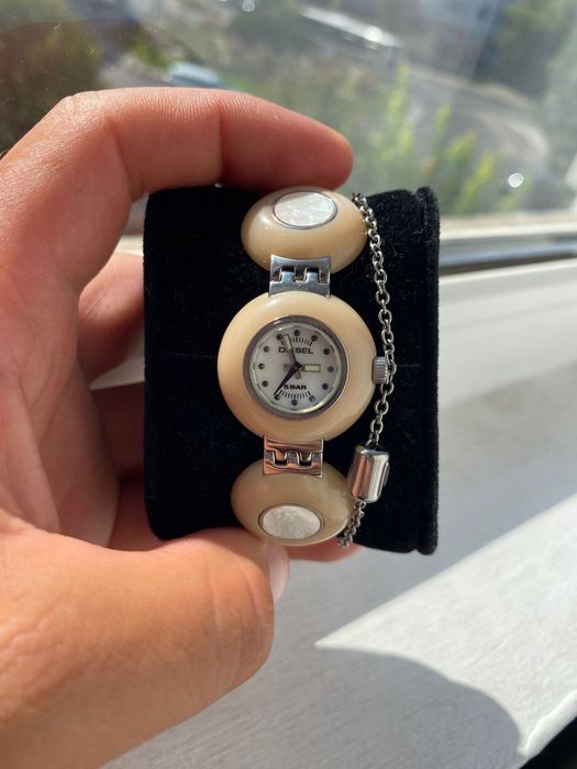 Ceas dama Diesel DZ 5064 Beige Mother of Pearl!