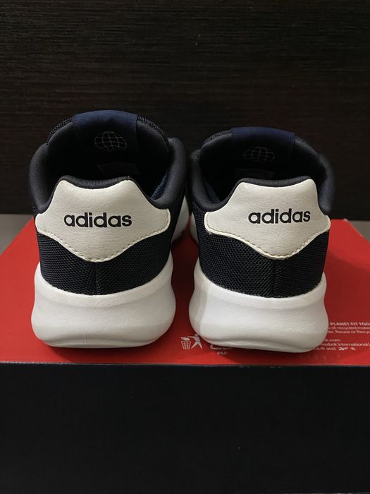 Adidasi Adidas copii Nr. 30.5