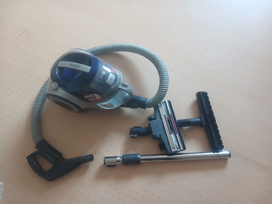 Пылесос LG 2000W