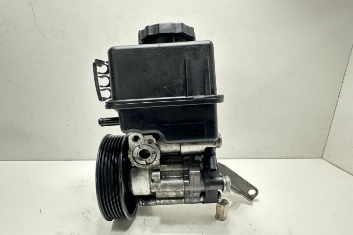 Pompa servodirectie 2.2 cdi Mercedes-Benz E-Class W212