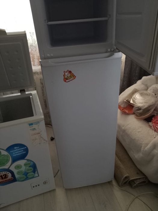 Продам холодильник