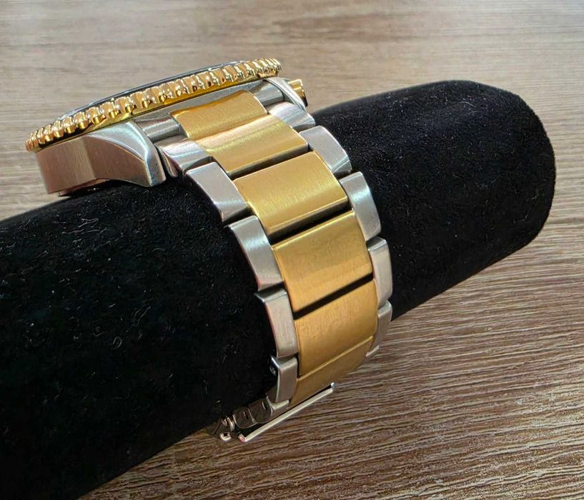 Часовник Emporio Armani Diver AR11362