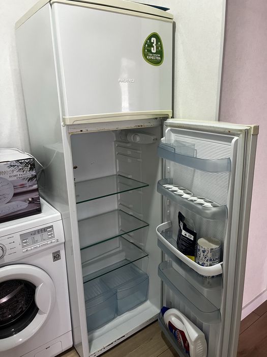 Продам холодильник