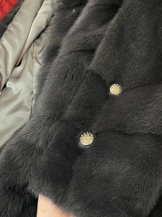 Продам Норковую шубу