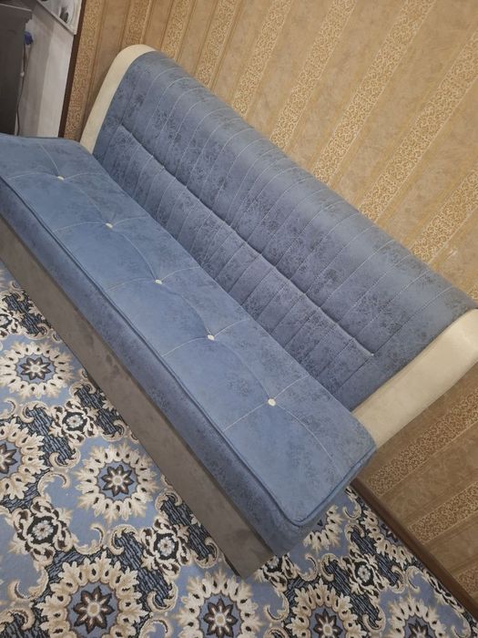 Сандикли диван сотилади узунлиги 1,70