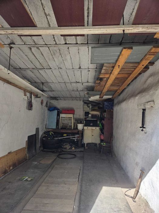 Сдам гараж в аренду