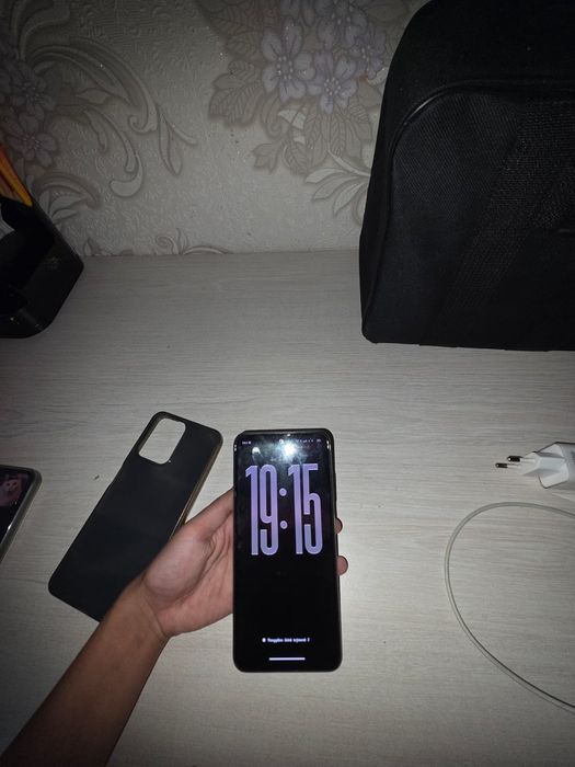 Redmi Note 10 128 ГБ — отличное состояние